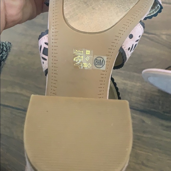 CL Dusty Pink Chunky Heel - Picture 5 of 5